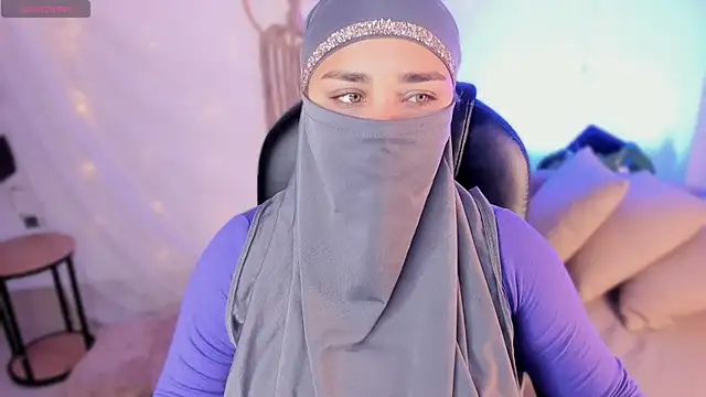 amila hagda online show from 10/14/25, 04:57