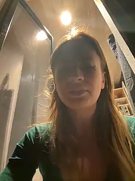 Snapshot of IsabellaEtha chatting on 09/20/25, 11:28 IsabellaEtha online show from 09/20/25, 11:28