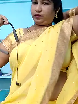 yelmaji91 online show from 10/20/25, 04:57