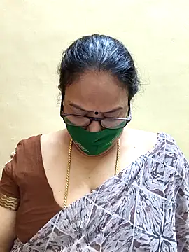 heera-rani online show from 10/19/25, 06:03