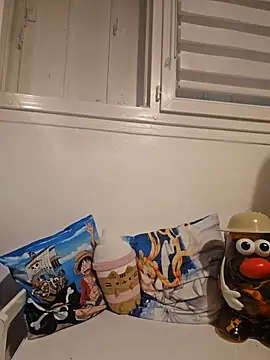 boakiss07 online show from 12/03/25, 02:37