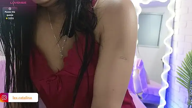 Lexy tay online show from 10/23/25, 12:04