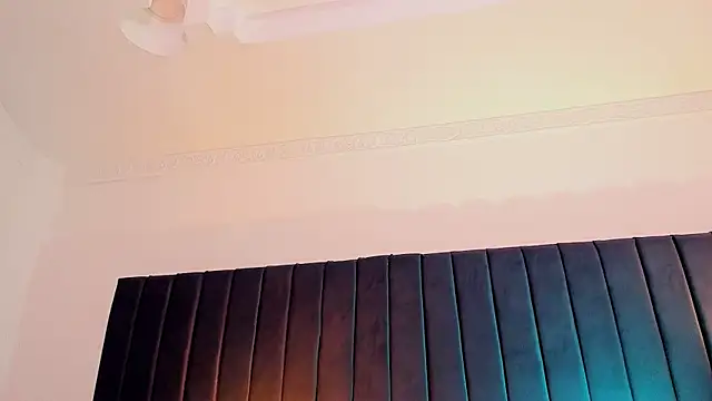 dominik thompson777 online show from 10/25/25, 11:29