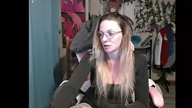 rubystrip online show from 10/20/25, 08:09