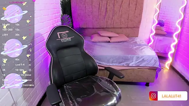 Snapshot of Lalalutsy_tay chatting on 11/04/25, 07:13 Lalalutsy tay online show from 11/04/25, 07:13