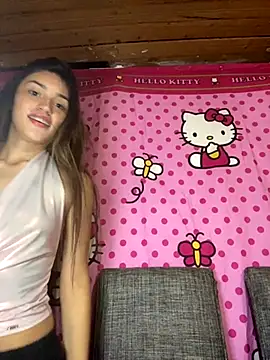 Snapshot of Carolasi chatting on 10/14/25, 06:58 Carolasi online show from 10/14/25, 06:58