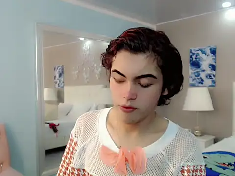 nathalialoes1 online show from 11/01/25, 12:07