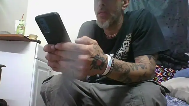 jarjar83 online show from 10/09/25, 11:03