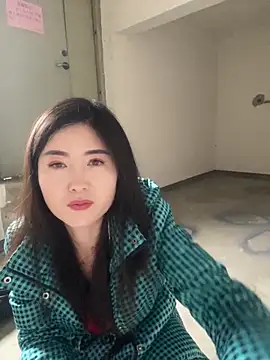 xtt1689999 online show from 11/09/25, 05:28