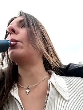 kittyCarrol online show from 09/22/25, 10:28