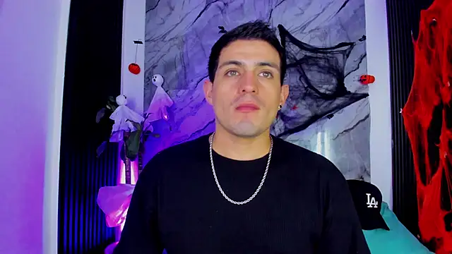 William Steel  online show from 10/26/25, 03:56