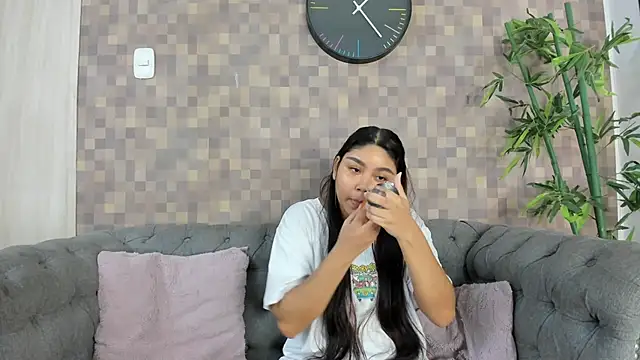 shanon marel online show from 11/04/25, 12:15