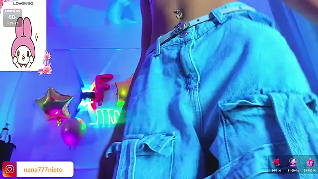 Snapshot of _nana777 chatting on 10/14/25, 03:18 nana777 online show from 10/14/25, 03:18