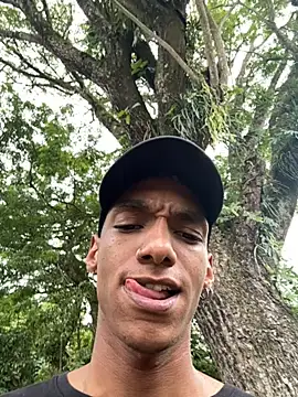 JulienSaint online show from 10/10/25, 09:03