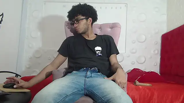 felipecams123 online show from 10/26/25, 09:53