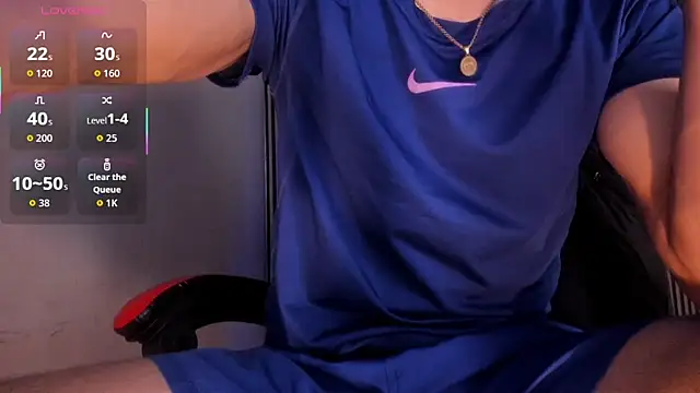 Snapshot of Bastian_MCcormick chatting on 10/25/25, 12:13 Bastian MCcormick online show from 10/25/25, 12:13