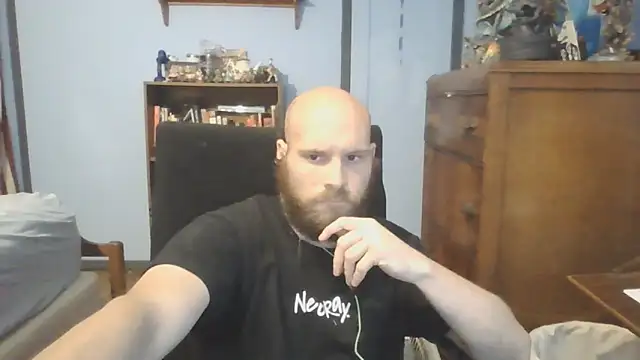 Snapshot of PDrents chatting on 10/13/25, 08:53 PDrents online show from 10/13/25, 08:53