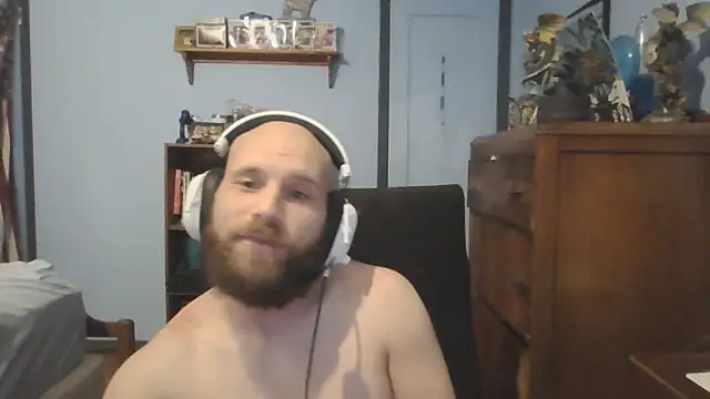 Snapshot of PDrents chatting on 10/19/25, 02:23 PDrents online show from 10/19/25, 02:23