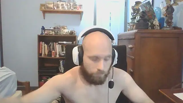 Snapshot of PDrents chatting on 10/20/25, 09:26 PDrents online show from 10/20/25, 09:26