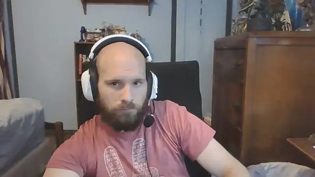 Snapshot of PDrents chatting on 10/26/25, 05:30 PDrents online show from 10/26/25, 05:30