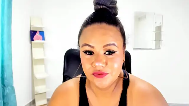 Snapshot of brent_rossy chatting on 10/30/25, 02:40 brent rossy online show from 10/30/25, 02:40