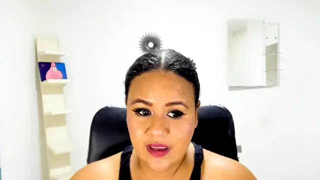 Snapshot of brent_rossy chatting on 11/08/25, 02:23 brent rossy online show from 11/08/25, 02:23