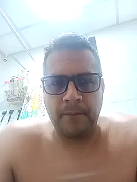 Snapshot of geimos36 chatting on 10/12/25, 07:57 geimos36 online show from 10/12/25, 07:57