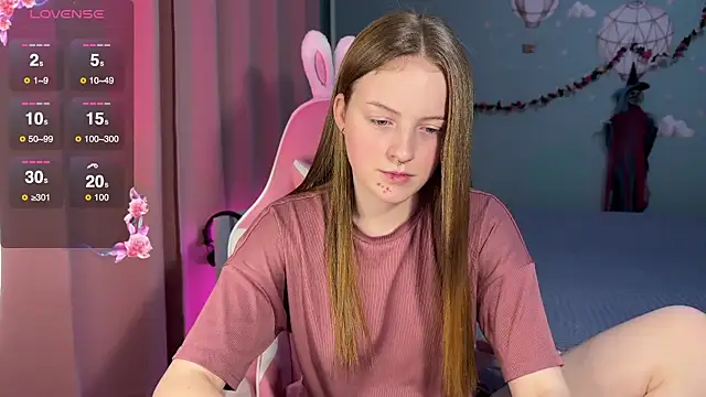 stefaniyaaa online show from 10/30/25, 03:13