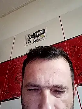 Snapshot of vasgabri chatting on 09/15/25, 04:56 vasgabri online show from 09/15/25, 04:56