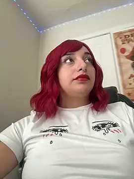 Snapshot of CharmingMaddie chatting on 11/05/25, 03:56 CharmingMaddie online show from 11/05/25, 03:56