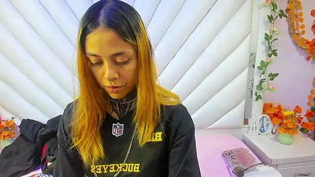 Sofii Anal  online show from 11/06/25, 01:39