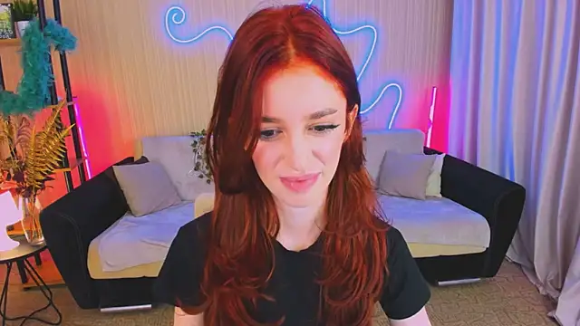 ChristinaConteeree online show from 10/13/25, 08:09