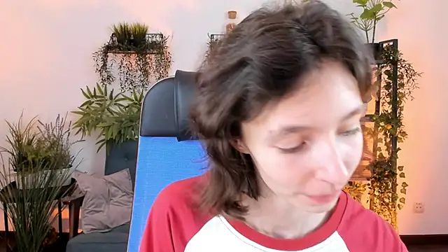 EmmanuellBrown online show from 11/21/25, 12:15