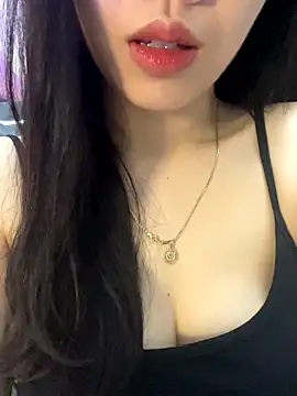 Mon monbaby online show from 10/19/25, 05:35