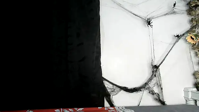 angelainparis28 online show from 11/01/25, 06:59