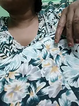 Snapshot of Monika_Telugu_Girl chatting on 09/20/25, 09:16 Monika Telugu Girl online show from 09/20/25, 09:16