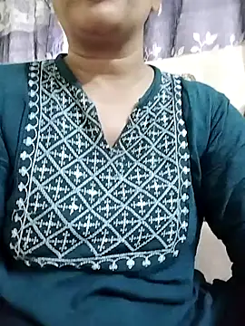 Snapshot of Monika_Telugu_Girl chatting on 09/30/25, 05:34 Monika Telugu Girl online show from 09/30/25, 05:34