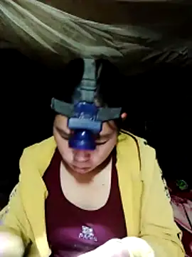 Snapshot of cicnci chatting on 11/04/25, 12:37 cicnci online show from 11/04/25, 12:37