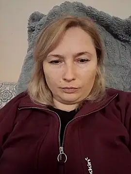 Snapshot of Xseniy chatting on 10/18/25, 12:28 Xseniy online show from 10/18/25, 12:28