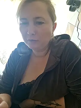 Snapshot of Xseniy chatting on 10/25/25, 08:11 Xseniy online show from 10/25/25, 08:11