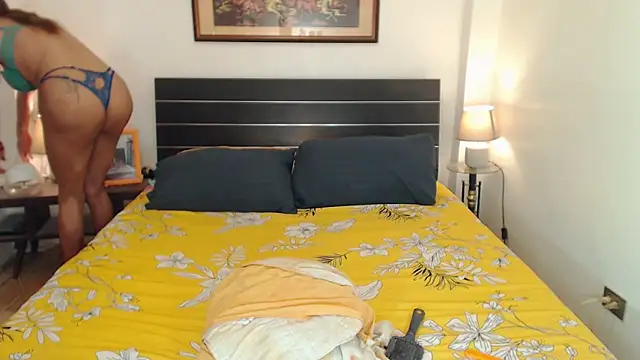 xLiberatedAnna online show from 10/13/25, 01:27