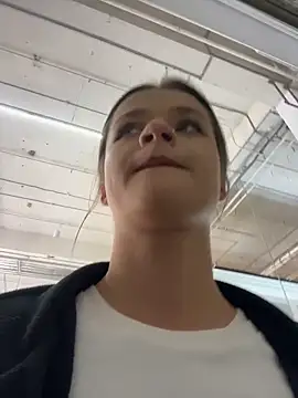 KittyQueeny online show from 09/25/25, 01:04