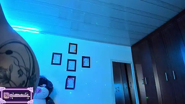 milita houston online show from 10/10/25, 03:27