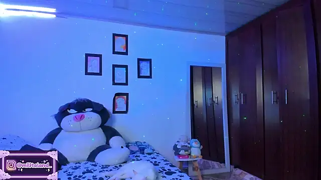 milita houston online show from 10/16/25, 01:39