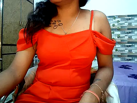 HOT AARVI11 online show from 11/20/25, 03:45