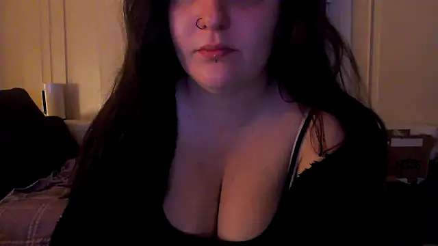 Snapshot of Kinkybooby chatting on 10/14/25, 05:03 Kinkybooby online show from 10/14/25, 05:03
