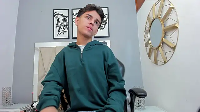 owen  johnson online show from 10/08/25, 11:30