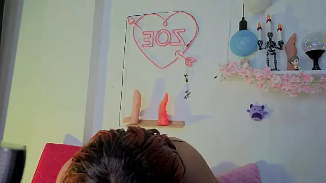 zoelight18 online show from 10/20/25, 10:16