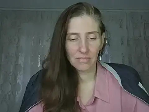 CandiCole online show from 10/16/25, 05:19