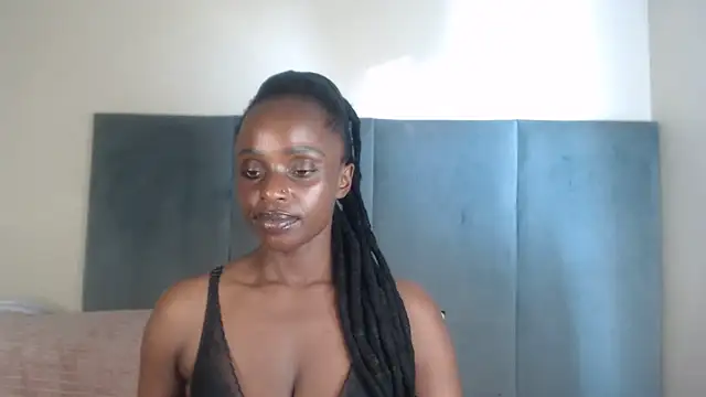 Jah-Queen online show from 10/15/25, 04:45